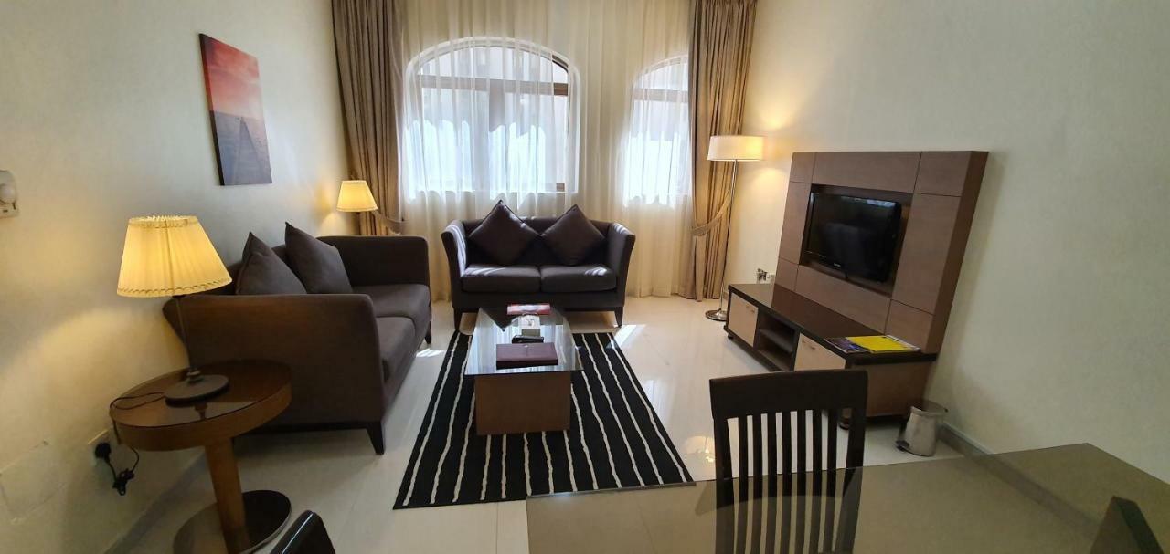 Ivory Hotel apartamentos Abu Dabi Exterior foto